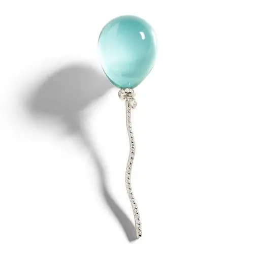 Нонконформистские и утонченные - вот драгоценности, делающие ставку на женственность