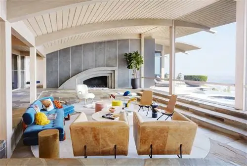 Новый облик дома MIDCENTURY в Беверли-Хиллз