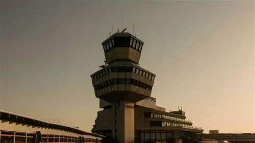 Bye-Bye TXL: фотокнига берлинского аэропорта