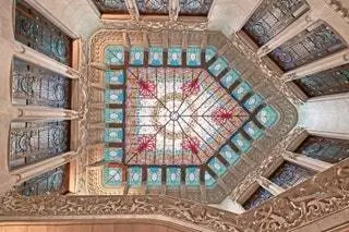Проект восстановления Casa Burs сохранил все архитектурные ценности модернизма