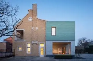 Проект Declerck Daels Architecten возрождает дом 1920-х годов и готовит его к следующему столетию…