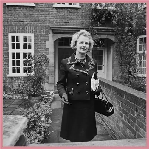 Маргарет Тэтчер в своем доме в Челси, 1975 год