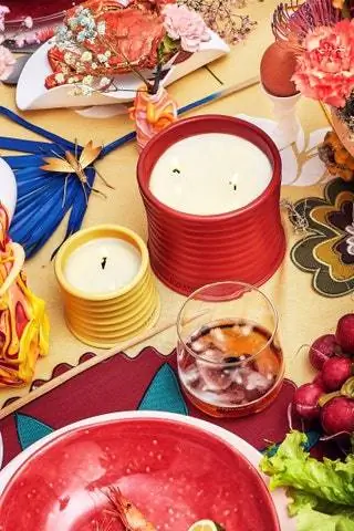 Овальное изделие из матового фарфора неправильной формы от SUMISURA de ROYALE доступно в ACME HOSTELERIA Изделие «Paula» от ARIADNA CHEZ…