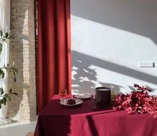 Ингредиенты 200 г филейной части тунца или свежей скумбрии 12 репчатых луковиц 100 г клубники 1 свекла 5 маленьких…