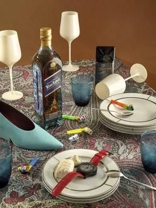 Лино Хогарт из коллекции Bloomsbury Мелиан Рэндольф для GüellLamadrid с виски Blue Label от Johnny Walker…