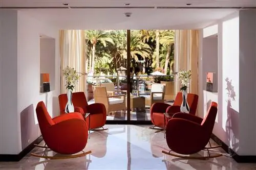 Взрыв ЦВЕТА в ОТЕЛЕ в Маспаломасе