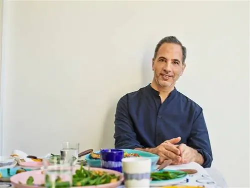 Yotam Ottolenghi сотрудничает с Serax для создания веселой и яркой коллекции посуды