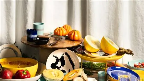 Yotam Ottolenghi сотрудничает с Serax для создания веселой и красочной коллекции посуды