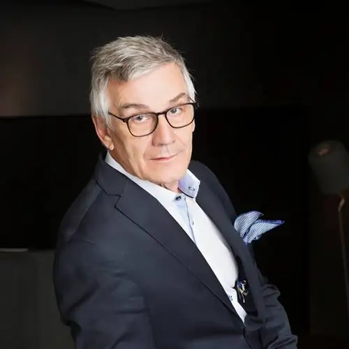 Дизайнер интерьеров Диего Родригес - главный герой первой главы «Más all del diseño»