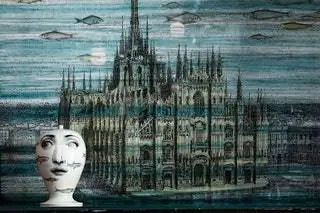 Отдельный номер, спроектированный отелем в сотрудничестве с Fornasetti, имеет единственный мотив: морское дно Отдельный номер, спроектированный отелем в сотрудничестве с Fornasetti, имеет единственный мотив: морское дно