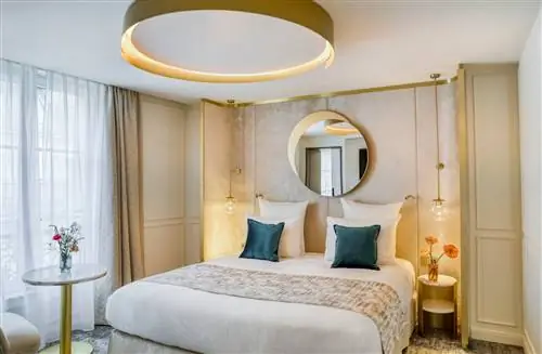 Номер Делюкс в отеле Maison Albar Le Vendôme