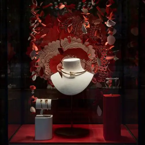 ДАНЬ CARTIER Дню Сан-Жорди ДАНЬ CARTIER Дню Сан-Жорди