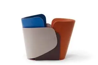 Корзина Overlay Bowl, созданная для коллекции Louis Vuitton Les Petits Nomades, состоит из четырех листов…