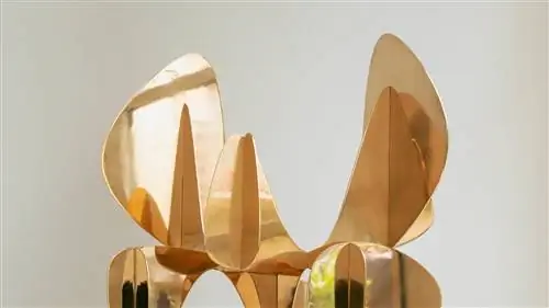 СКУЛЬПТУРЫ, захватившие район Саламанка в Мадриде