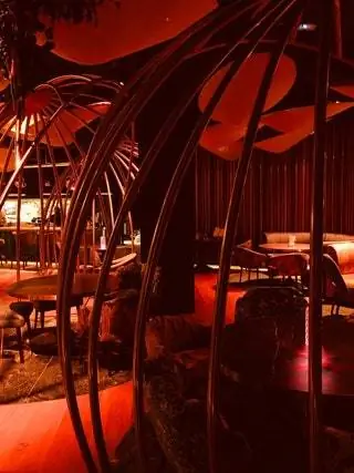 И дело в том, что презентации здесь не закончились, потому что последний заслуживает такого же признания под названием Odiseo del…