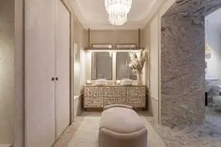 Inspire Evoke - это спа-ванна, разработанная Беатрис Сильвейрой для Bathco. Он характеризуется богатством материалов и…