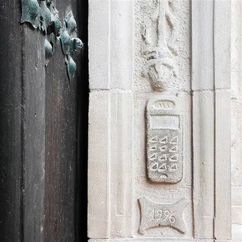 Дарт Вейдер астронавт… САМЫЕ РЕДКИЕ фигуры в РЕЛИГИОЗНЫХ ФАСАДАХ