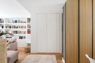 Владельцы этого дома хотели красивый, но, прежде всего, практичный дом, который в городской квартире имеет…