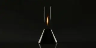 Ни один электрический источник света не смог дать нам теплоту огня. Свеча Серхио…