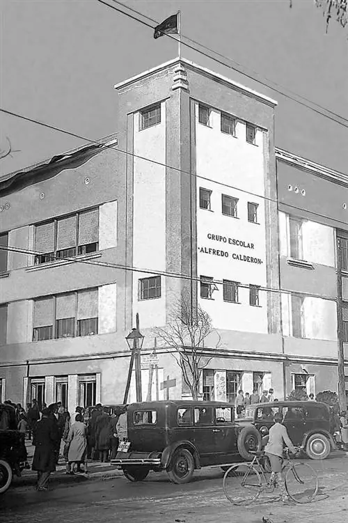 Архитектура в вымирании Школы Второй республики