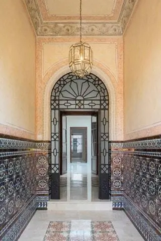 Столетний дом был отремонтирован Gonzlez Morgado Arquitectura