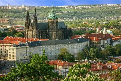 10 самых фотографируемых замков Instagram