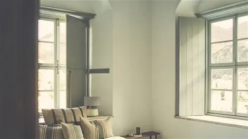 Летнее утро на греческом острове Гидра с Zara Home