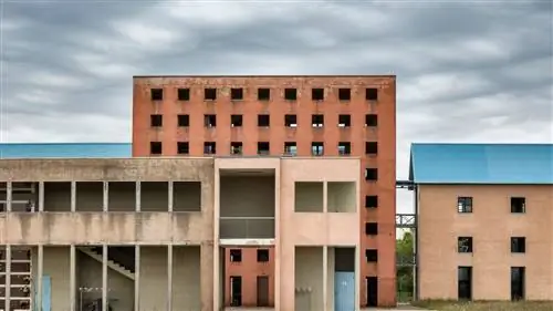 Сан-Катальдо, вечный шедевр Альдо Росси в Модене
