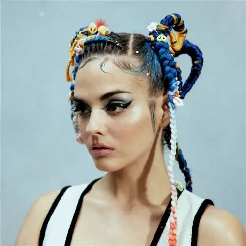 Изображение из портфолио Vogue Mayo, посвященное красоте