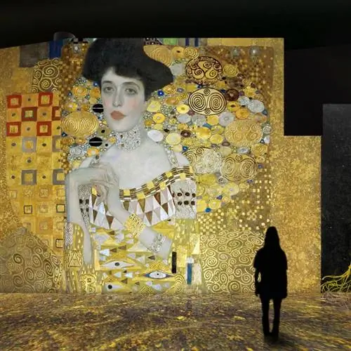 Самый известный поцелуй в искусстве прибывает в Валенсию