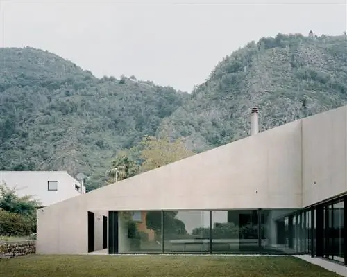 Брутальность и простота Pyramid House в Швейцарии