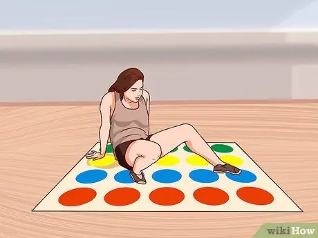 Играть в Strip Twister Step 3