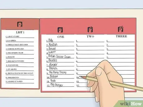 Играть в Scattergories Step 7