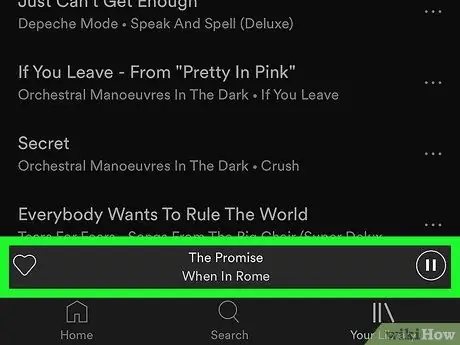 Отключите перемешивание в Spotify на iPhone или iPad. Шаг 5