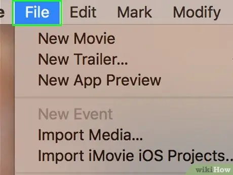 Добавление изображений в iMovie Шаг 3