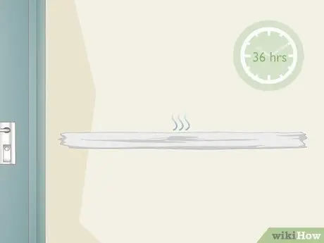 Отремонтируйте ленту для гипсокартона, отделяющуюся от стен Шаг 14