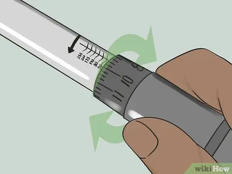 Используйте динамометрический ключ Шаг 4