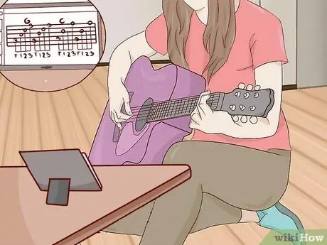 Прочтите вкладки Fingerpicking, шаг 11