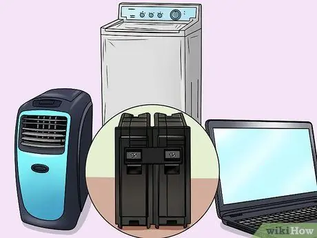 Определите силу тока автоматического выключателя. Шаг 16