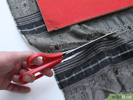 Сделайте доску для заметок из шелка Шаг 2