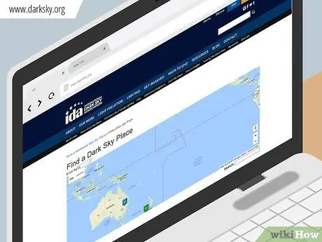 Назовите разницу между планетами и звездами Шаг 8
