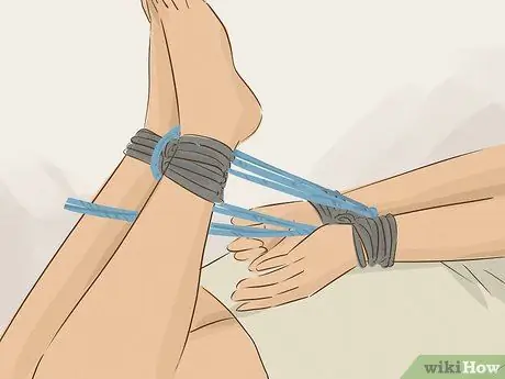 Hogtie Someone Шаг 13