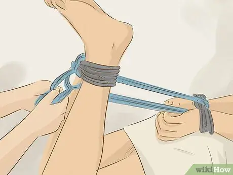 Hogtie Someone Шаг 14