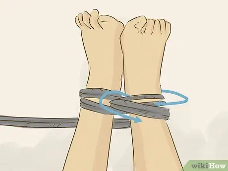 Hogtie Someone Шаг 8