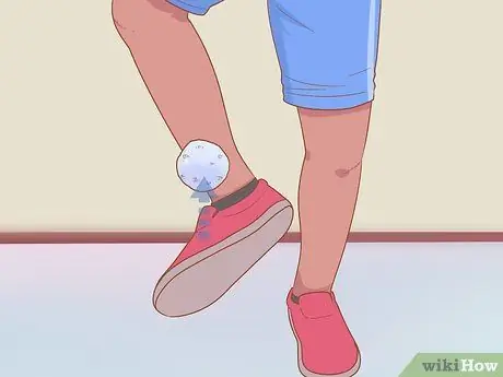 Играть в Hacky Sack Step 1