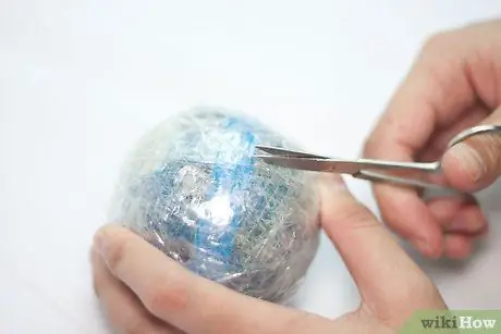 Создание скульптуры из упаковочной ленты Шаг 4