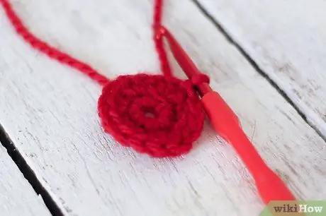 Вяжем шапку в виде кошки крючком. Шаг 3
