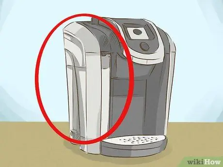 Замена фильтра для воды Keurig Шаг 1
