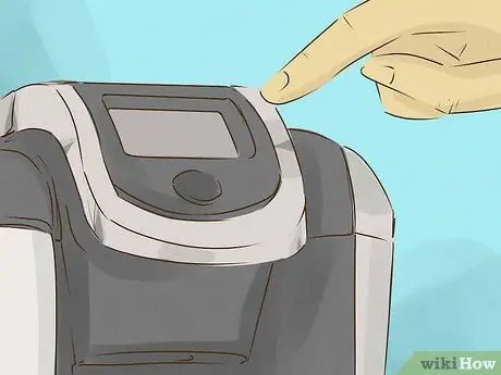 Замена фильтра для воды Keurig Шаг 10