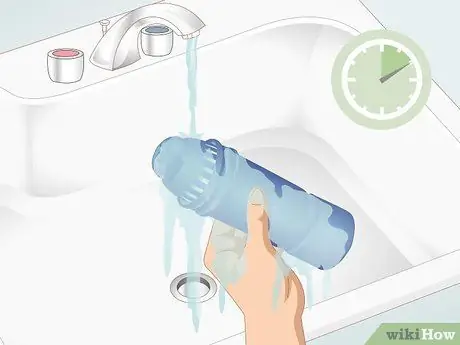Замена чистящего фильтра для воды Шаг 3